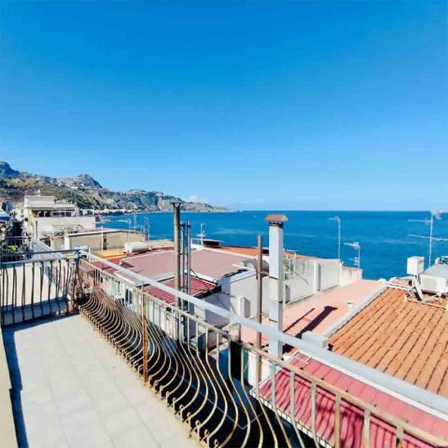 Naxos 101 Apartment A Due Passi Dal Mare Giardini-Naxos Exterior foto